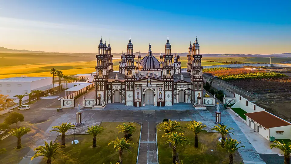 Cathedral - Basilica of Our Crowned Mother of Palmar