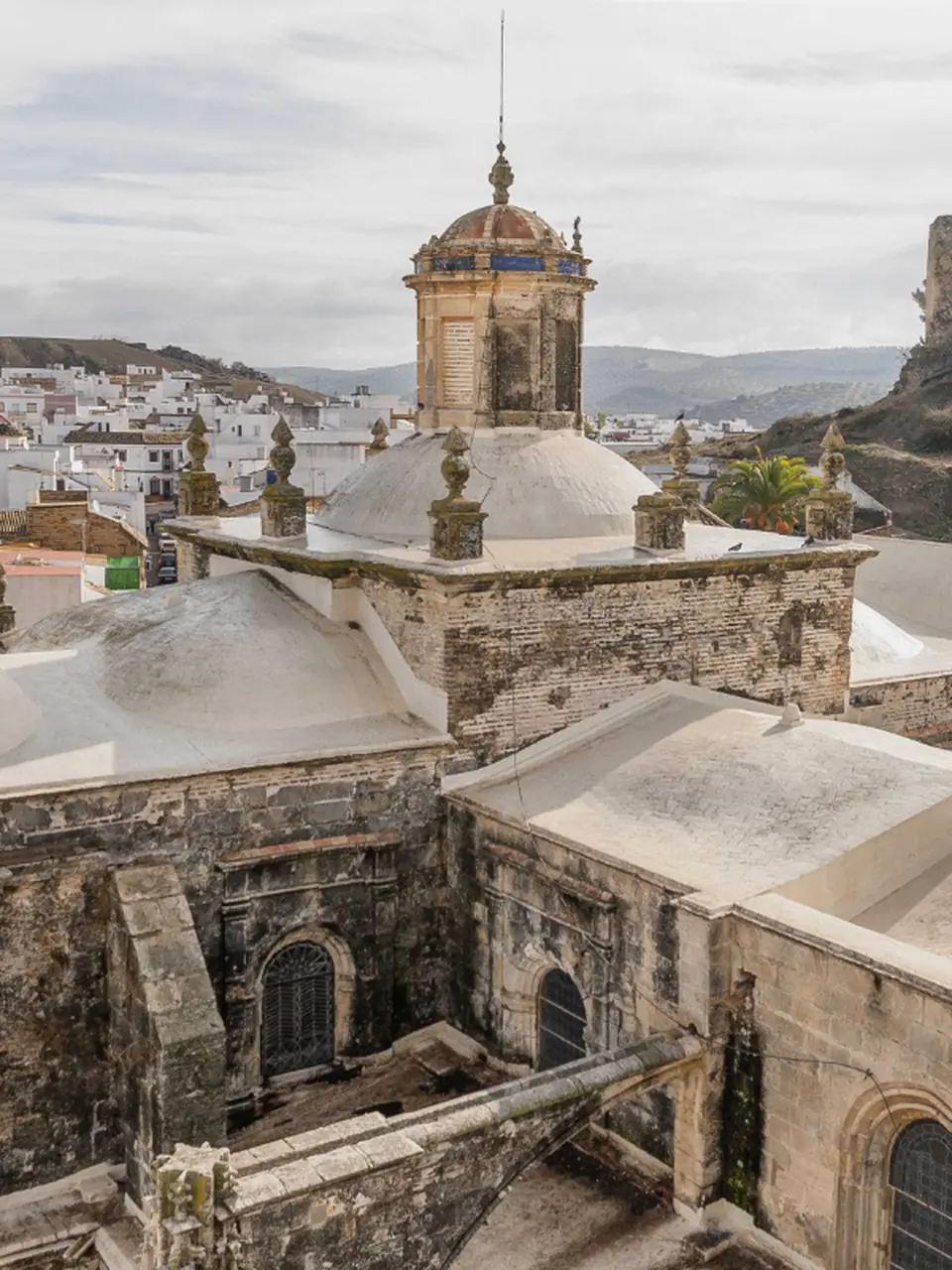 Iglesia de San Miguel y el castillo de Morón de la Frontera