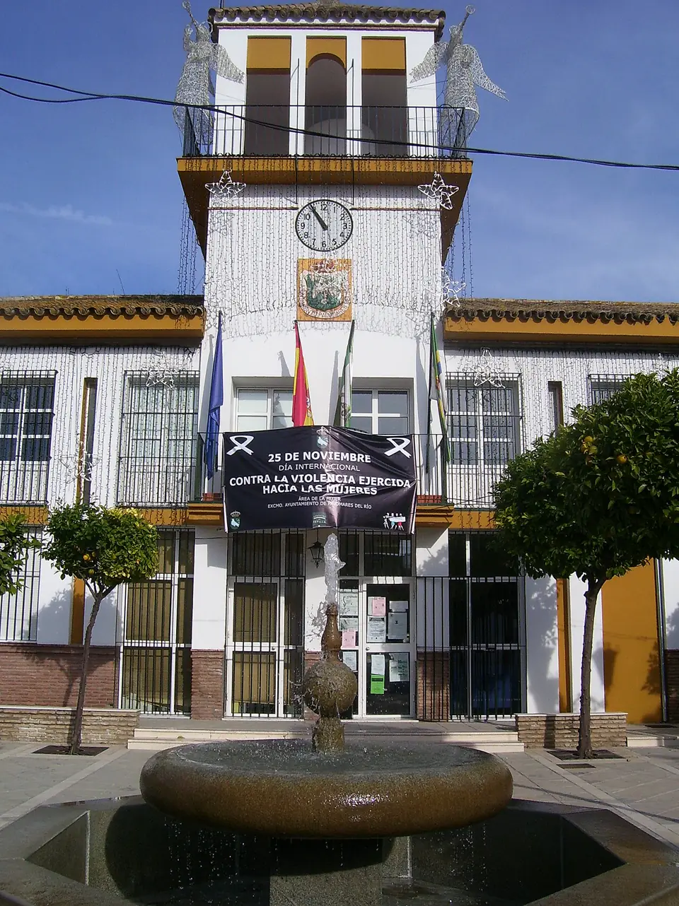 Ayuntamiento de Palomares del Río, en Sevilla, España.